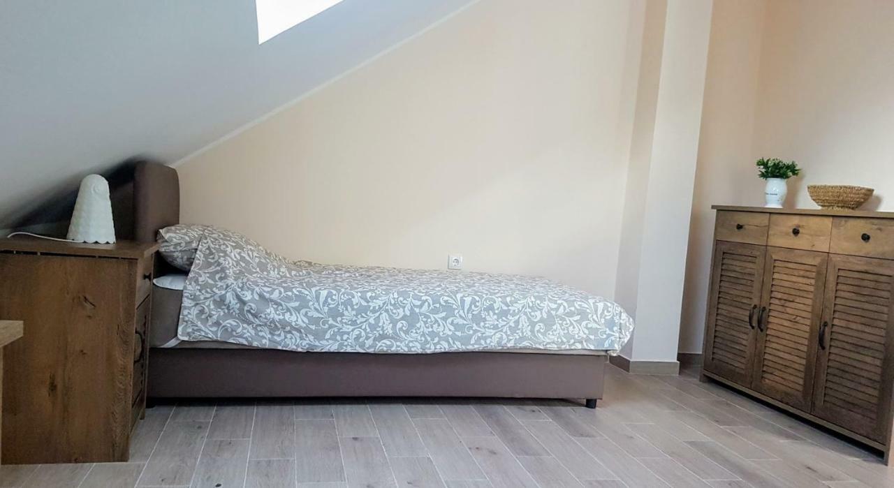 Monika Apartment Tivat Exteriör bild