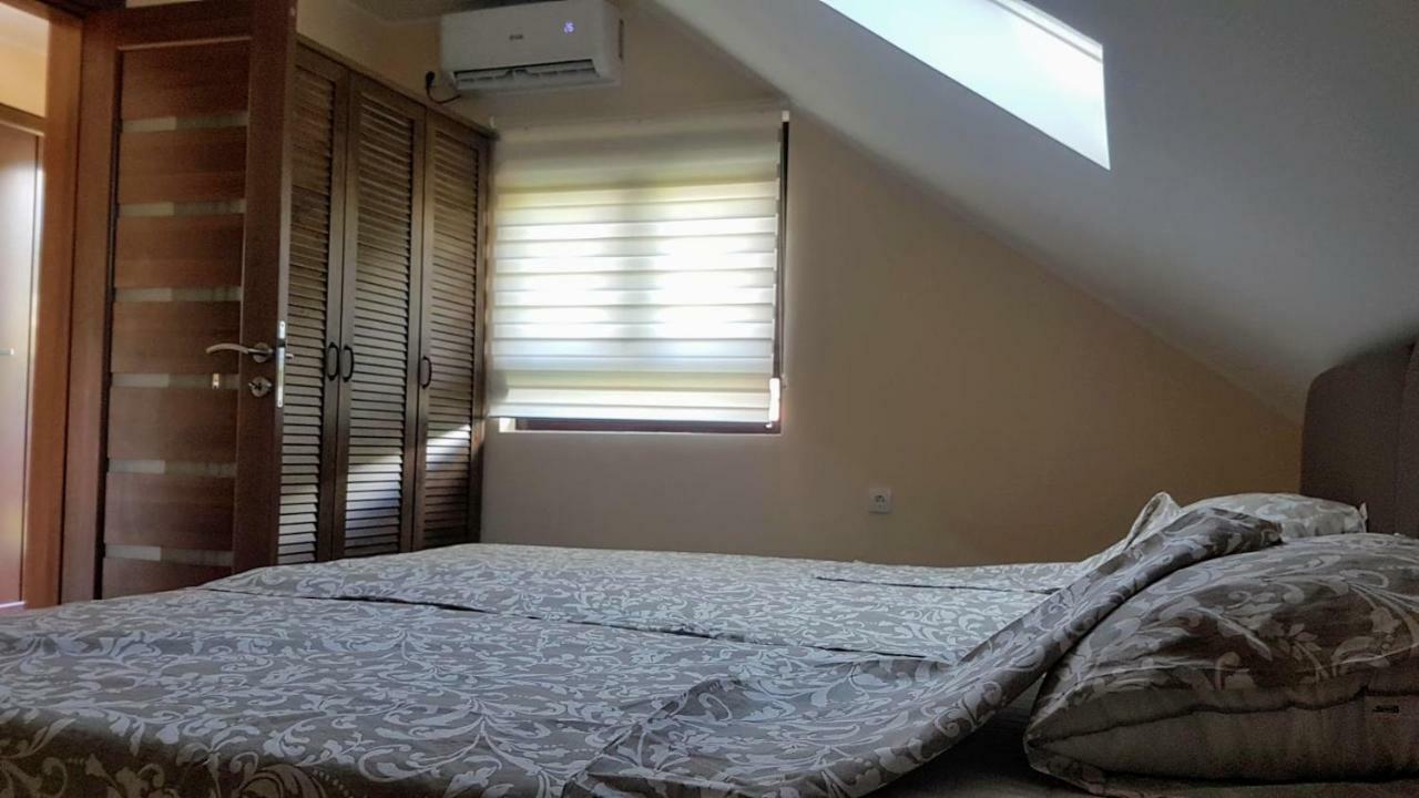 Monika Apartment Tivat Exteriör bild