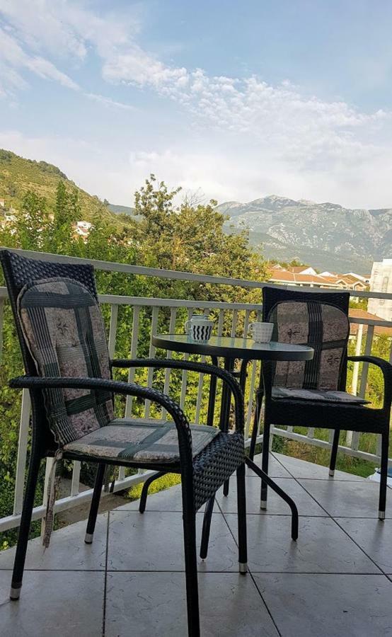 Monika Apartment Tivat Exteriör bild